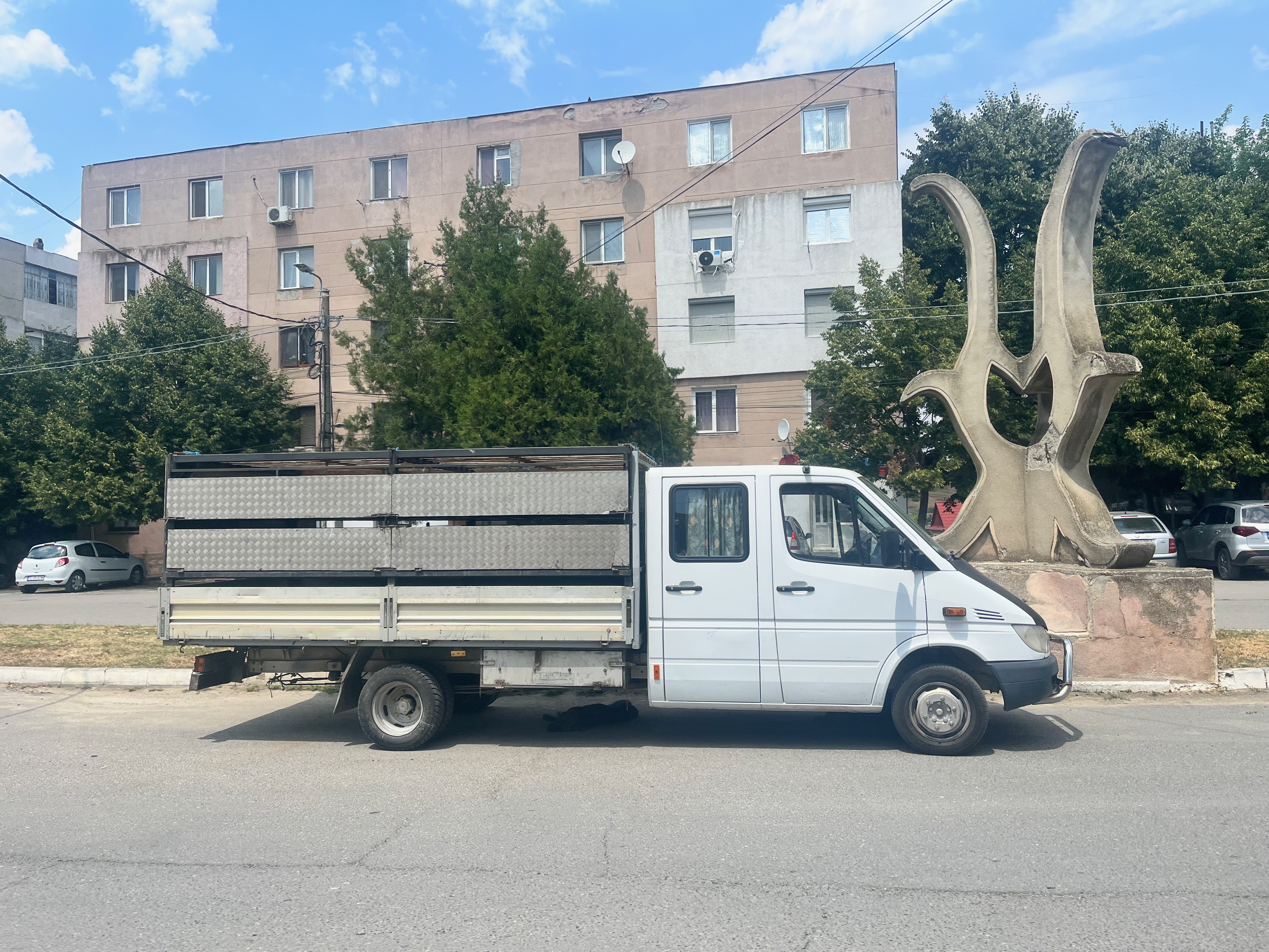 Vehicle used to carry animals. Animal trading is one of the main occupations of men in the Turkish Tinsmiths community in Babadag. Babadag, Tulcea County (July 2025)